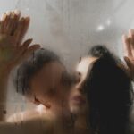 Sexuální polohy ve sprše jsou opravdu osvěžující, na co si dát pozor?